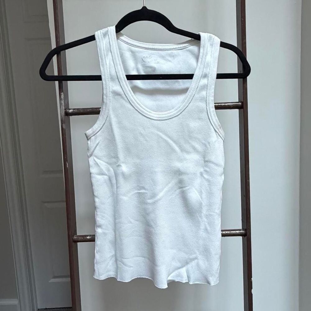 Aerie Women's White Vest